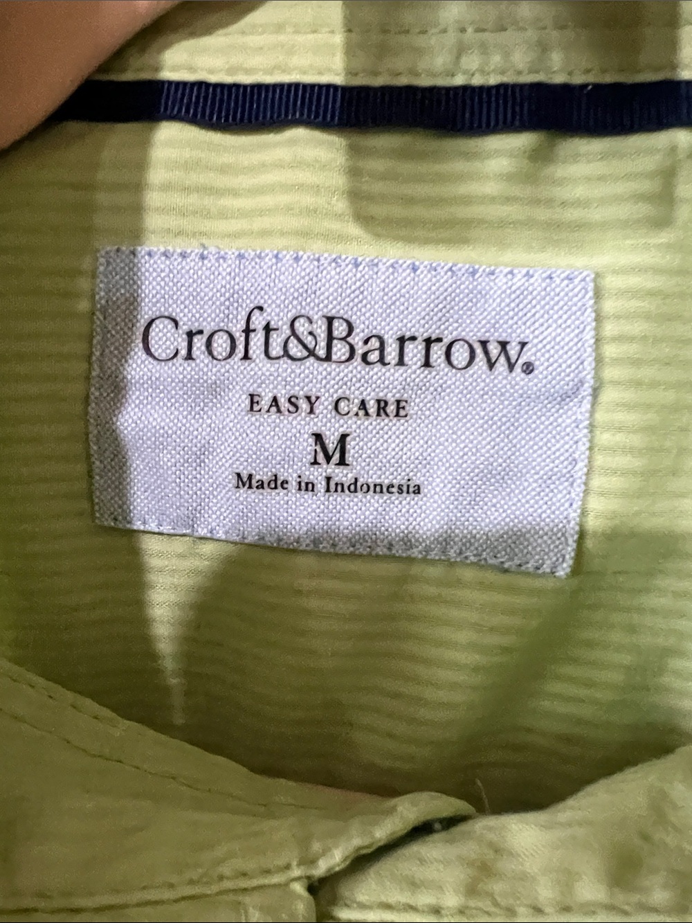 croft & barrow Light Green Short-Sleeve Button-Down Shirt H174. - Picture 2 of 10